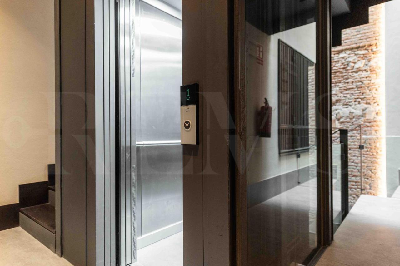 מאלגה Eclectic & Elegant Apartment By Rems מראה חיצוני תמונה